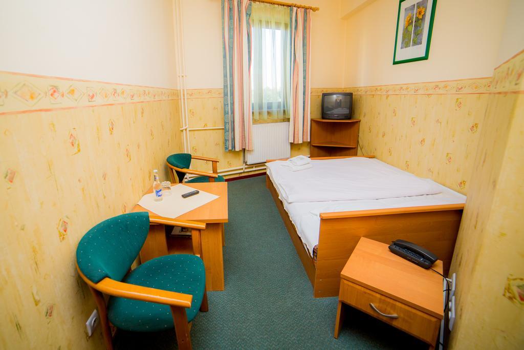 Zajazd Polonez Rzeszów Pokoj fotografie